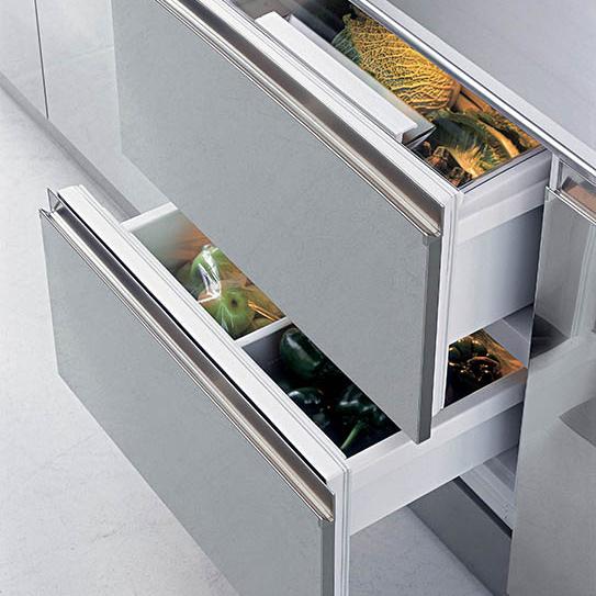 SubZero 700BR ENERGY STAR® 5.3 Cu. Ft. Integrated Refrigerator Drawers